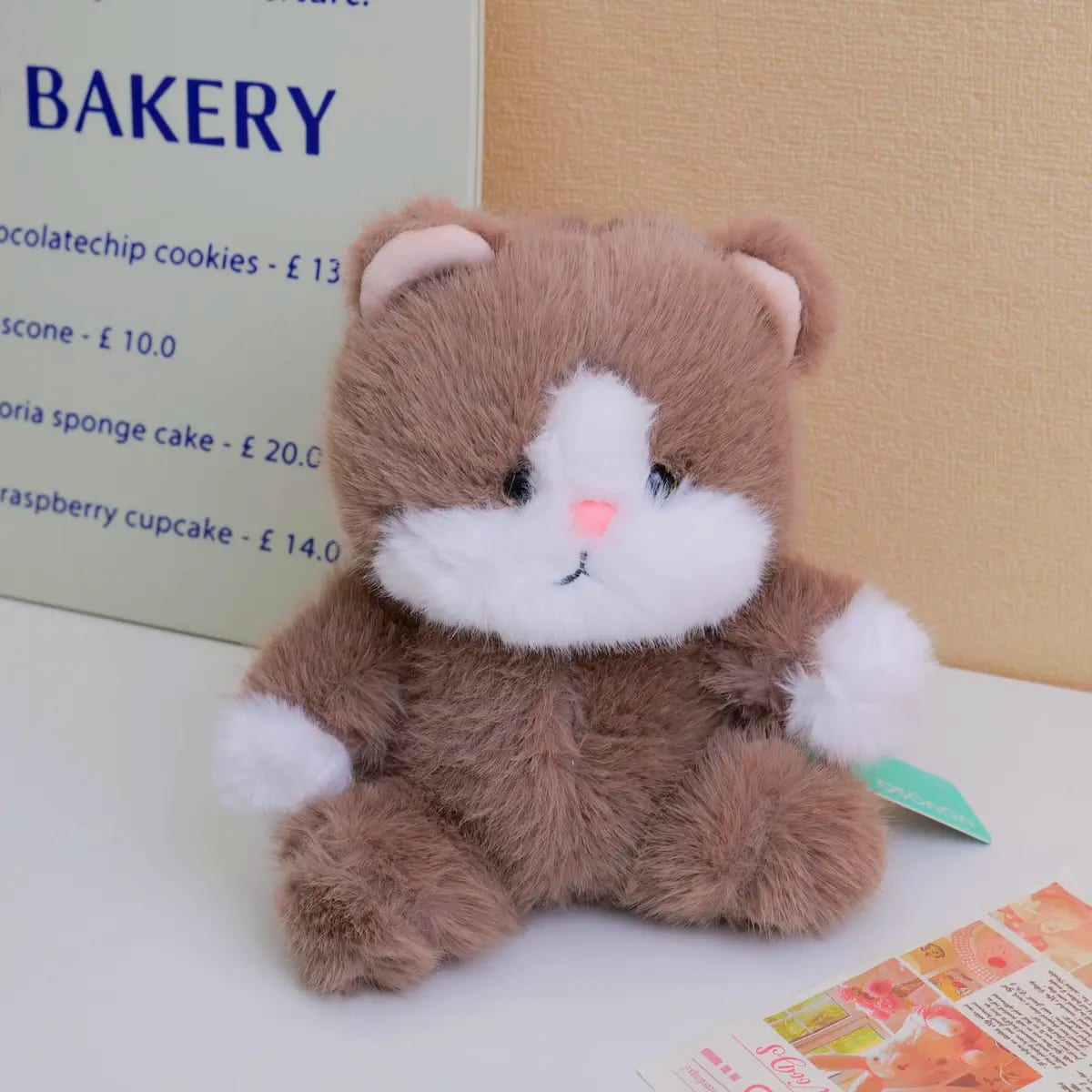 Muñeca de Peluche Gato Sentado 20cm YOYOSO
