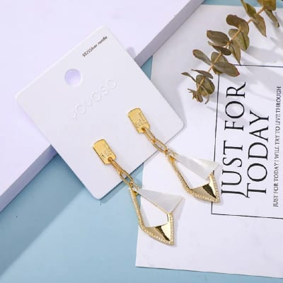 Aretes en Forma de Rombo Dorados Elegantes para Mujer YOYOSO