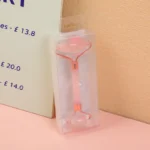 Masajeador de Rodillo de Cristal Rosa con Varilla Acrílica