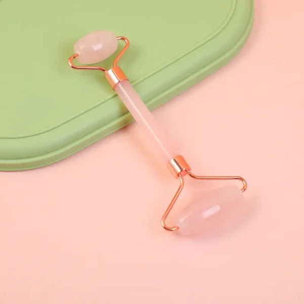 Masajeador de Rodillo de Cristal Rosa con Varilla Acrílica - Imagen 3