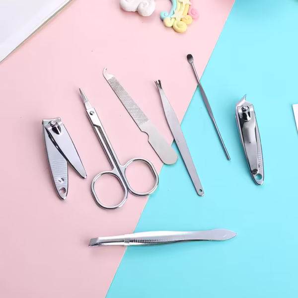 Set de Manicura 7 Piezas COOL Little Bear Series – Cuidado Completo de Uñas - Imagen 2