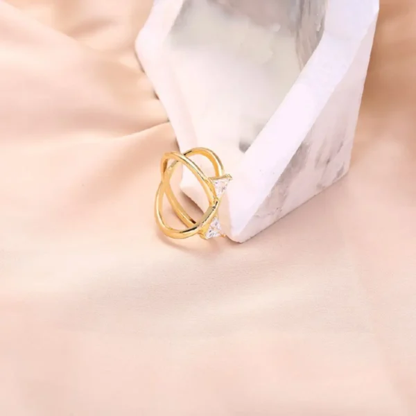 Anillo Dorado Sutil para Mujer YOYOSO
