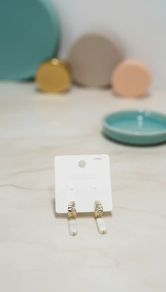 Aretes Dorados Sutiles para Mujer YOYOSO