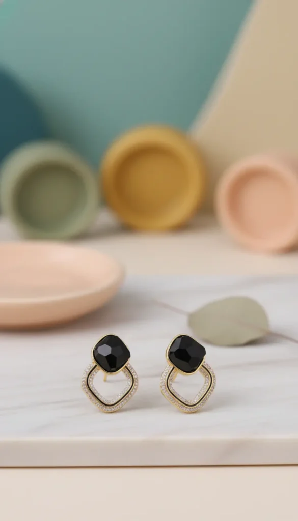 Aretes Negros con Detalles Dorados y Plateados para Mujer