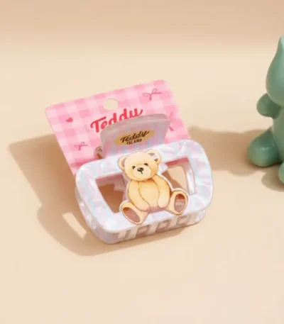 Pinza Acrílica para Cabello en Pose Sentada Teddy Island x YOYOSO