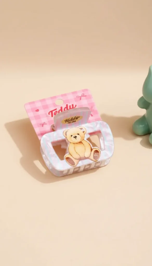 Pinza Acrílica para Cabello en Pose Sentada Teddy Island x YOYOSO