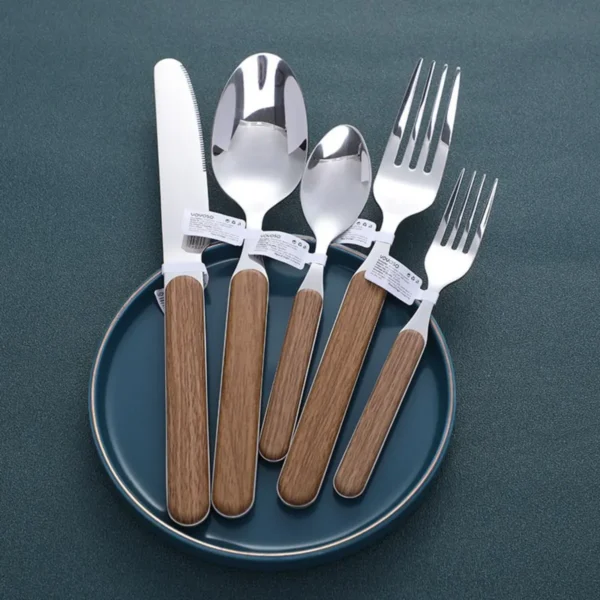 Set de 4 Piezas Cubiertos Parrillada con Mango de Madera YOYOSO